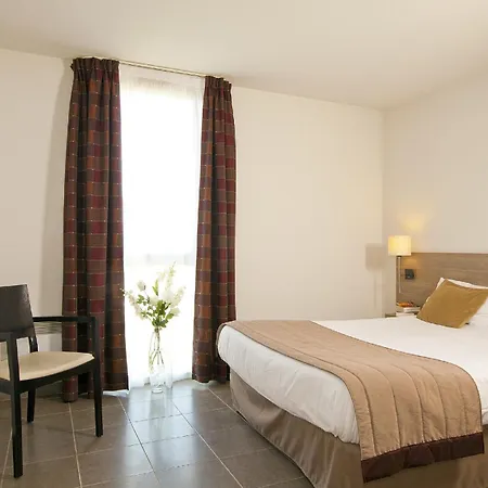Apparthotel Sejours & Affaires Manosque Room photo