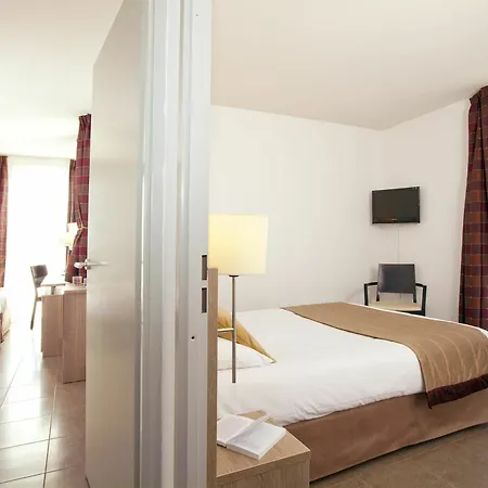 Apparthotel Sejours & Affaires Manosque Exterior photo