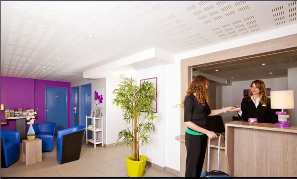 Aparthotel Sejours & Affaires Manosque
