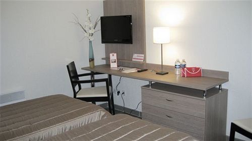 Sejours & Affaires 2* Manosque
