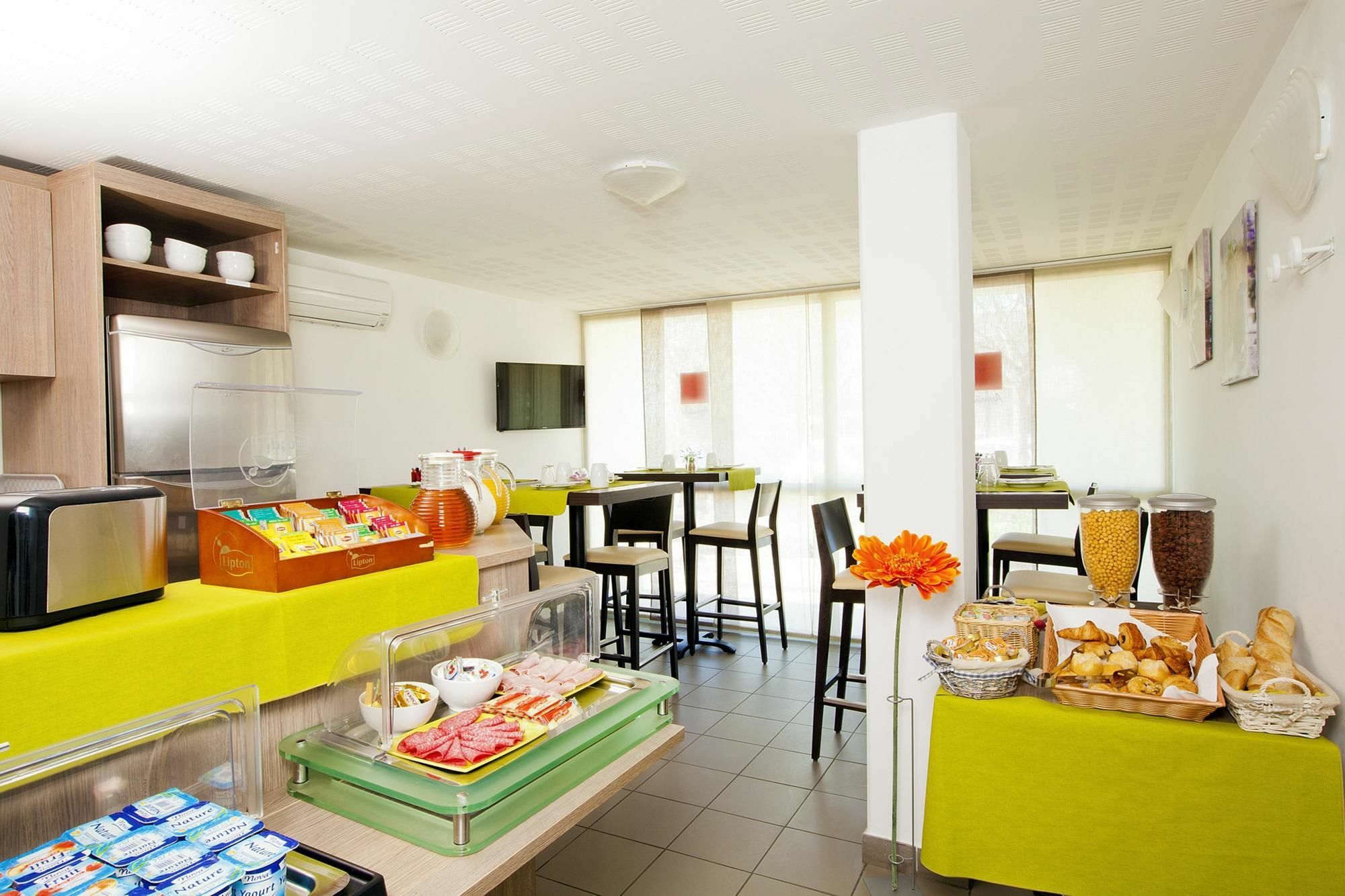Aparthotel Sejours & Affaires 2*
